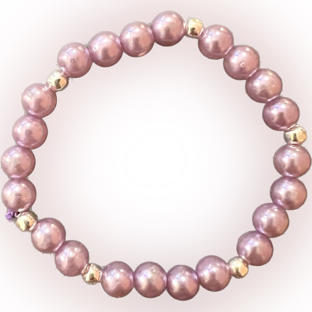 CUSTOMIZABLE Lavender purple acrylic beaded stretchy charm bracelet.